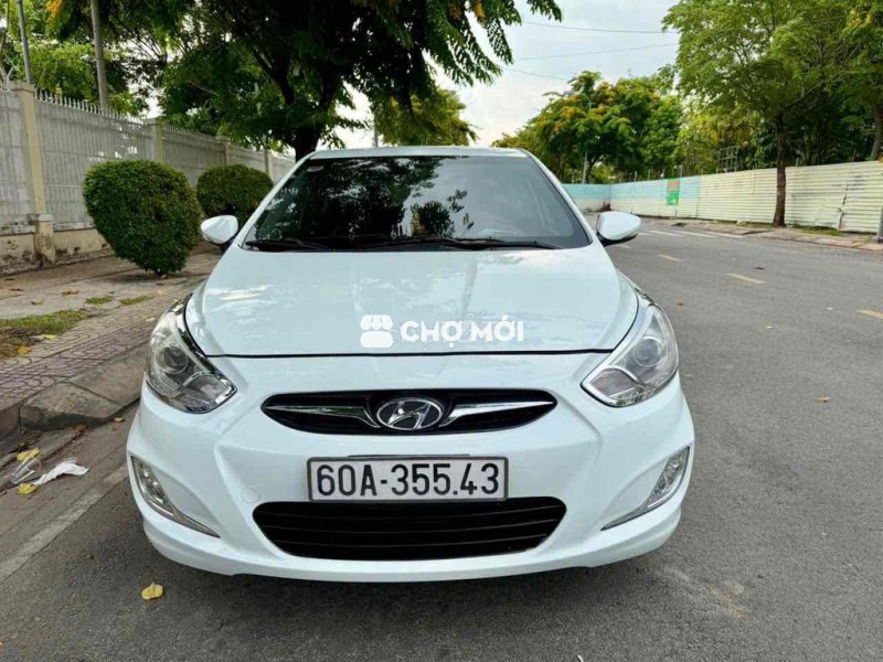 Hyundai Accent 2013 1.4MT Trắng