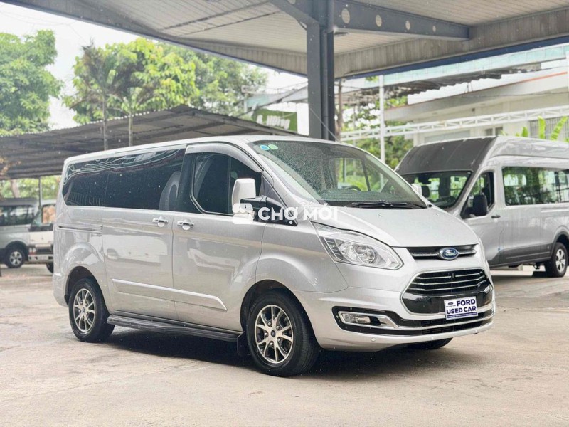 Ford Tourneo Titanium 2019 Bạc 70.000km
