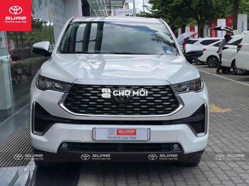 Toyota Innova Cross Hybrid 2024 LƯỚT CHÍNH HÃNG