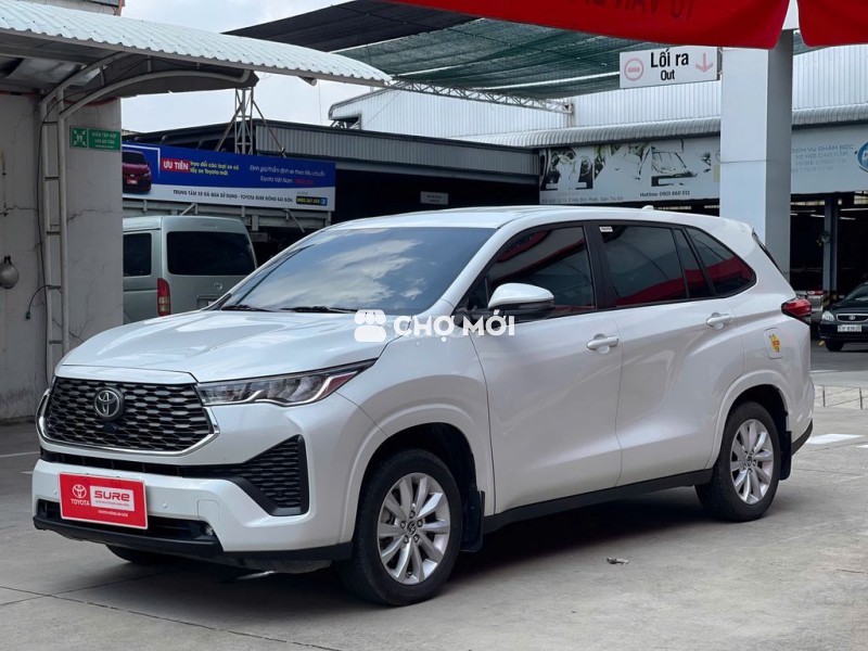INNOVA CROSS 2.OV 2025 - 15,000KM - GIÁ TL