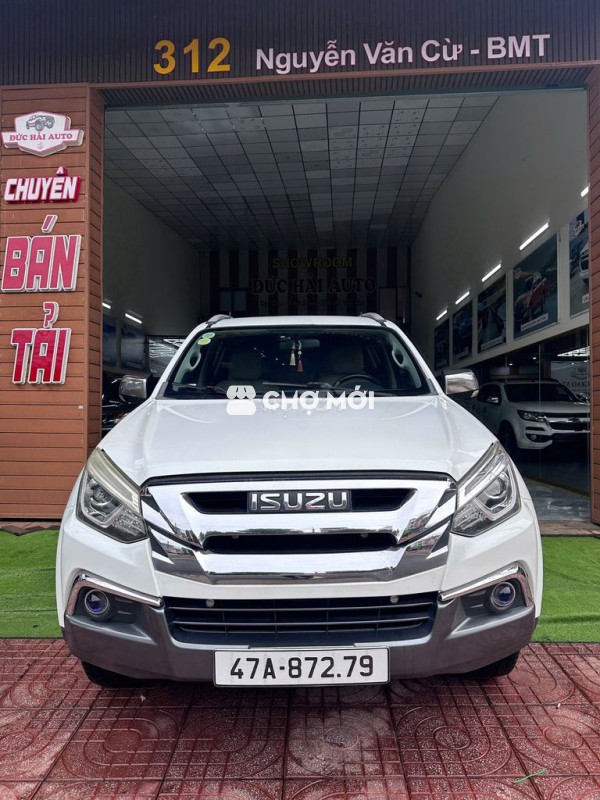 Isuzu Mux 2019 số sàn