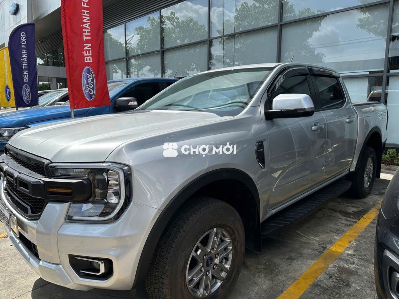 Ford Ranger XLS 2025, bảo hành 2028, vay 75%