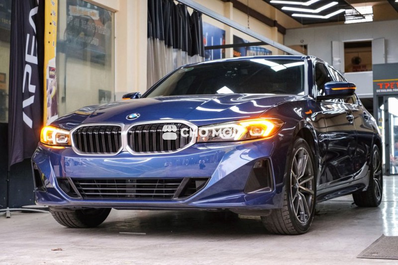 BMW 320i Sportline 2024 Xanh/Nâu 33,000 km