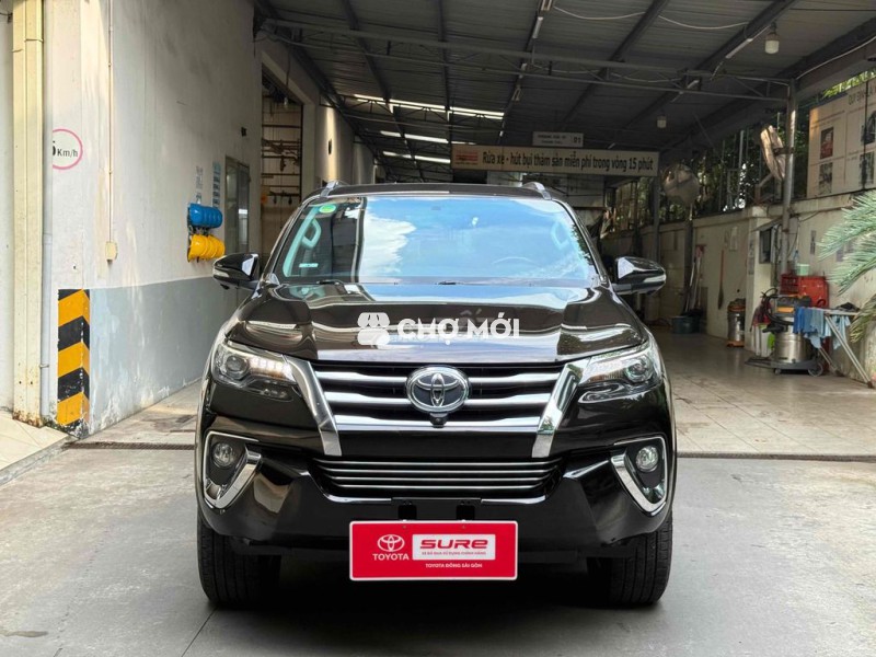 FOERTUNER V 4X4 2017 - FULL PHỤ KIỆN - Giá TL