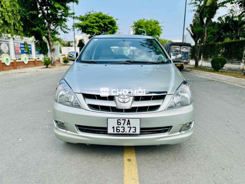 Toyota Innova G 2006 Bạc
