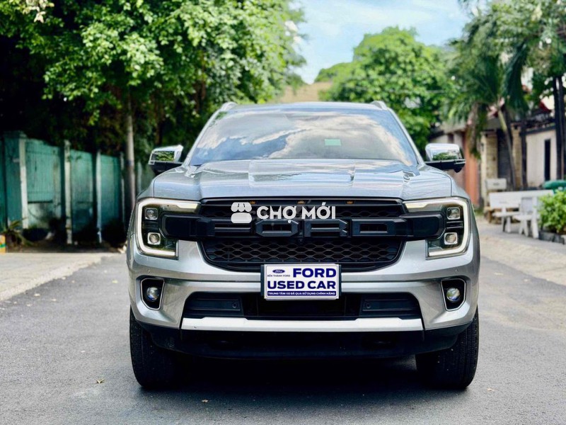Ford Everest Titanium 4x4 2022 Bạc