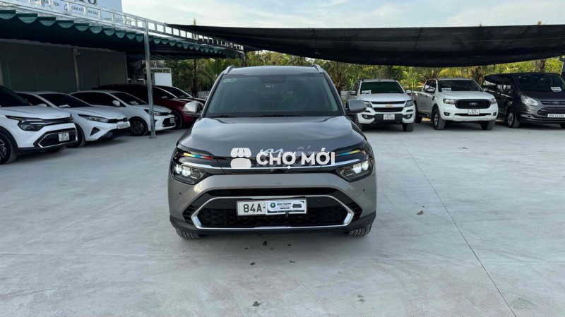 Kia Carens 1.5G Luxury 2024 – 7 chỗ rộng rãi, 1 ch