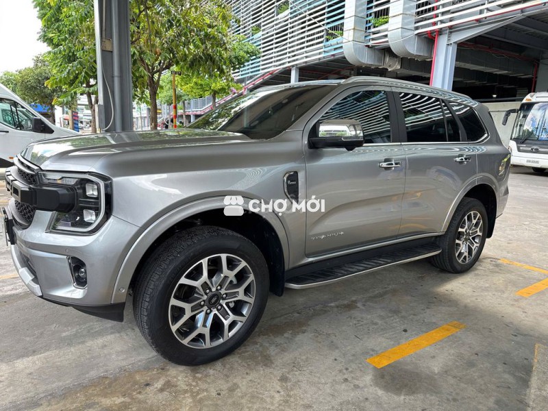 Ford Everest Titanium 2022 4x4, 26.000km, vay 75%