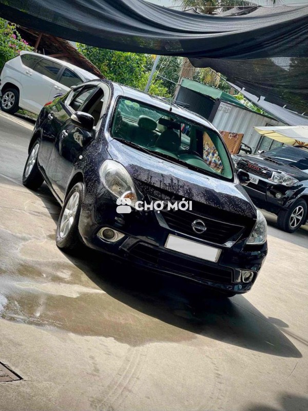 Nissan SunnyXV 2014 Đen 122.000 km giá tốt tháng 7